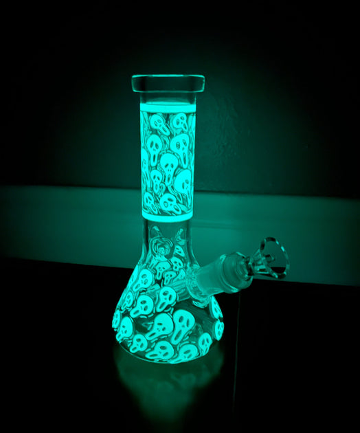 14 Glow-in-the-Dark LV Beaker-Style Water Pipe w/Ice Catch