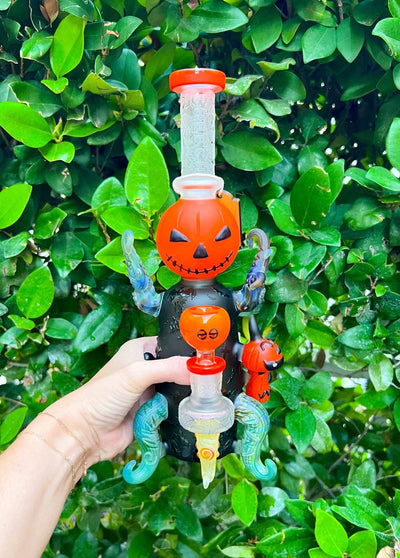 Cheech Limited Edition Puff The Magical Pumpkin Glass Water Pipe/Dab Rig