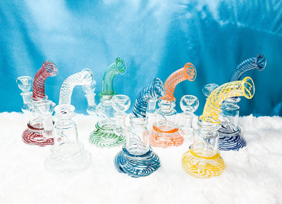 Colored Swirl Glass Water Pipe/Dab Rig