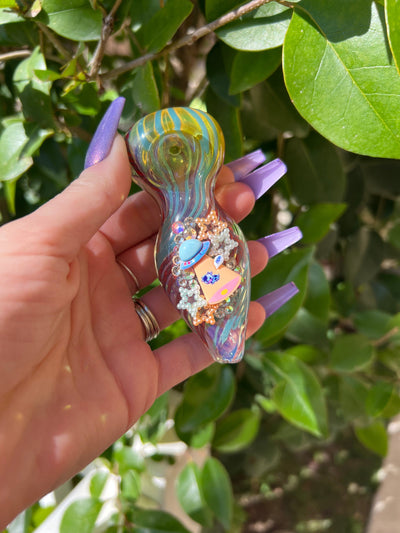 Alien Abduction Crystal Cow Glass Hand Pipe